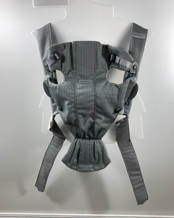 used BabyBjorn Baby Carrier Mini, Gray 3D Mesh