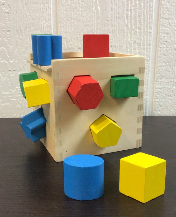 secondhand Melissa & Doug Shape Sorter Cube