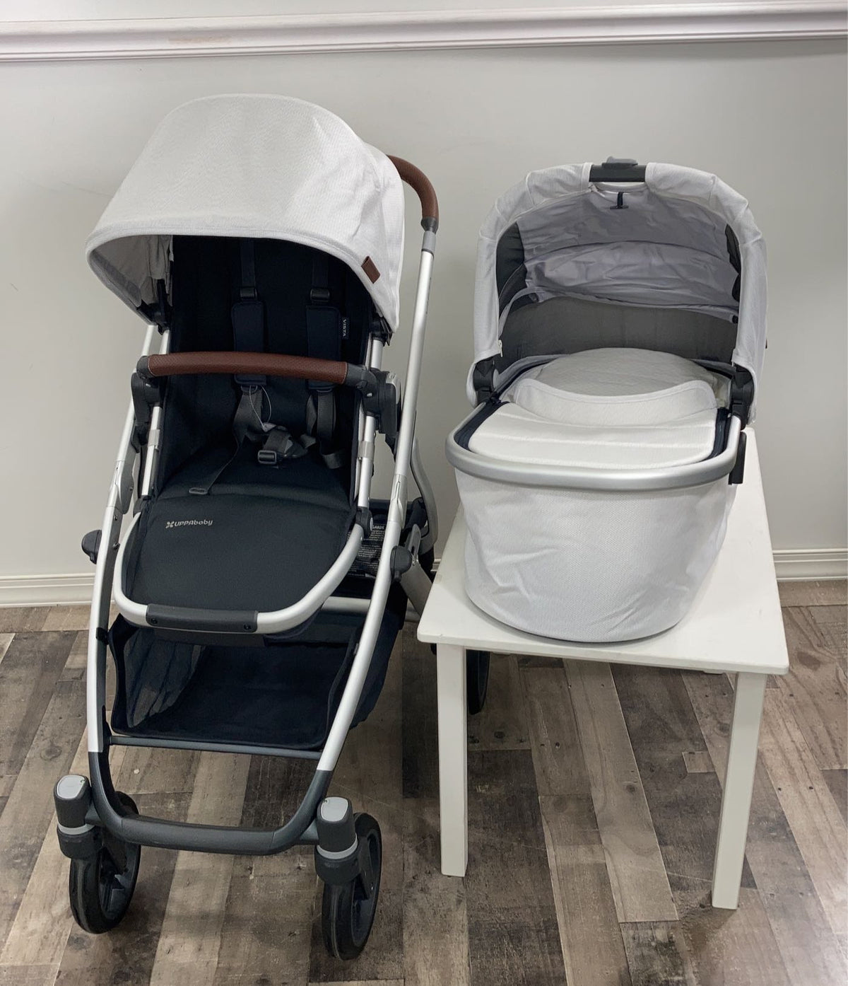 evenflo pivot vizor travel system Evenflo Pivot Modular Travel System with LiteMax Infant Car Seat main image 1