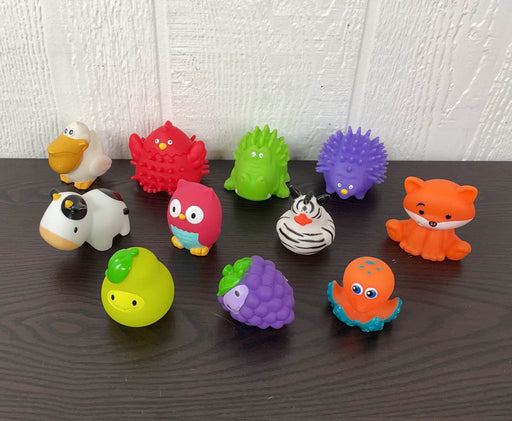 used BUNDLE Bath Toys