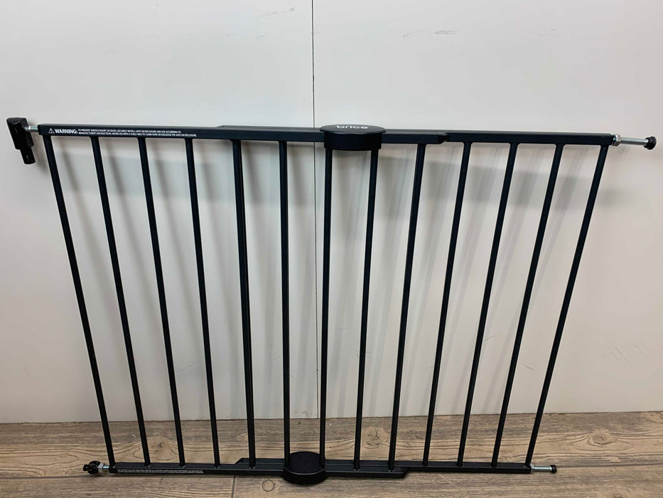 secondhand Brica Push to Close Extending Metal Gate