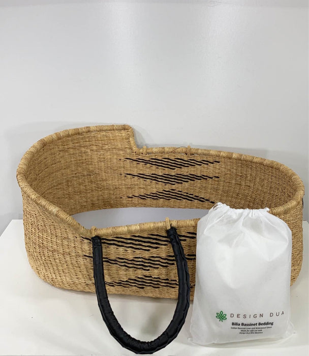 Shop Design Dua Natural Bilia Bassinet, Black at GoodBuy Gear