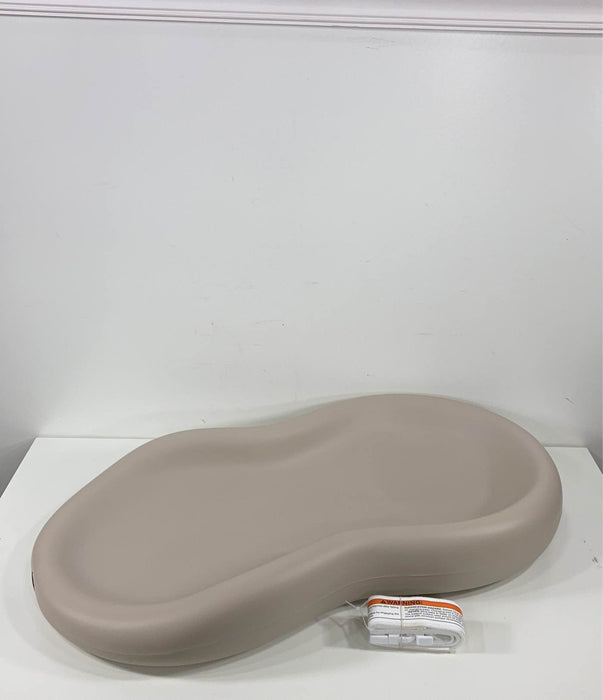Shop Keekaroo Peanut Changing Pad, Vanilla at GoodBuy Gear