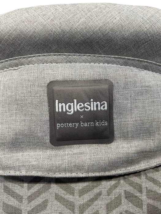 Shop Inglesina Fast Table Chair , Broken Arrow Gray, With Tray at GoodBuy Gear