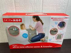 used Skip Hop Moby All In One Elbow Saver & Bath Kneeler