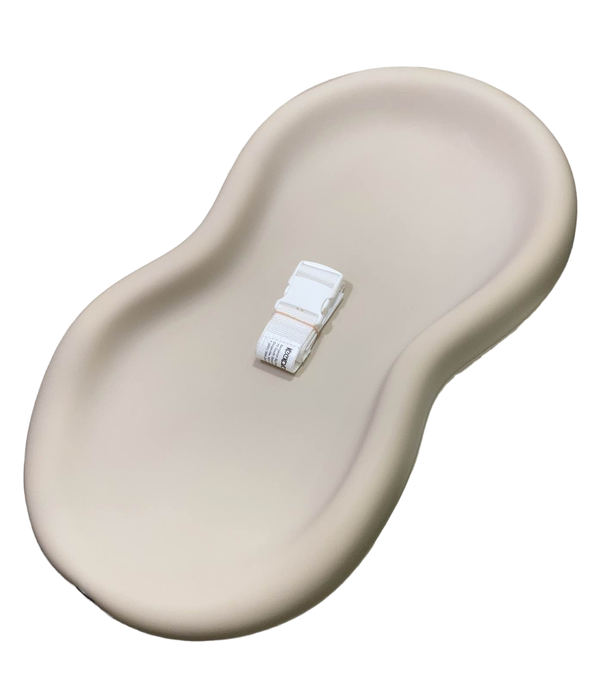 used Keekaroo Peanut Changing Pad, Vanilla