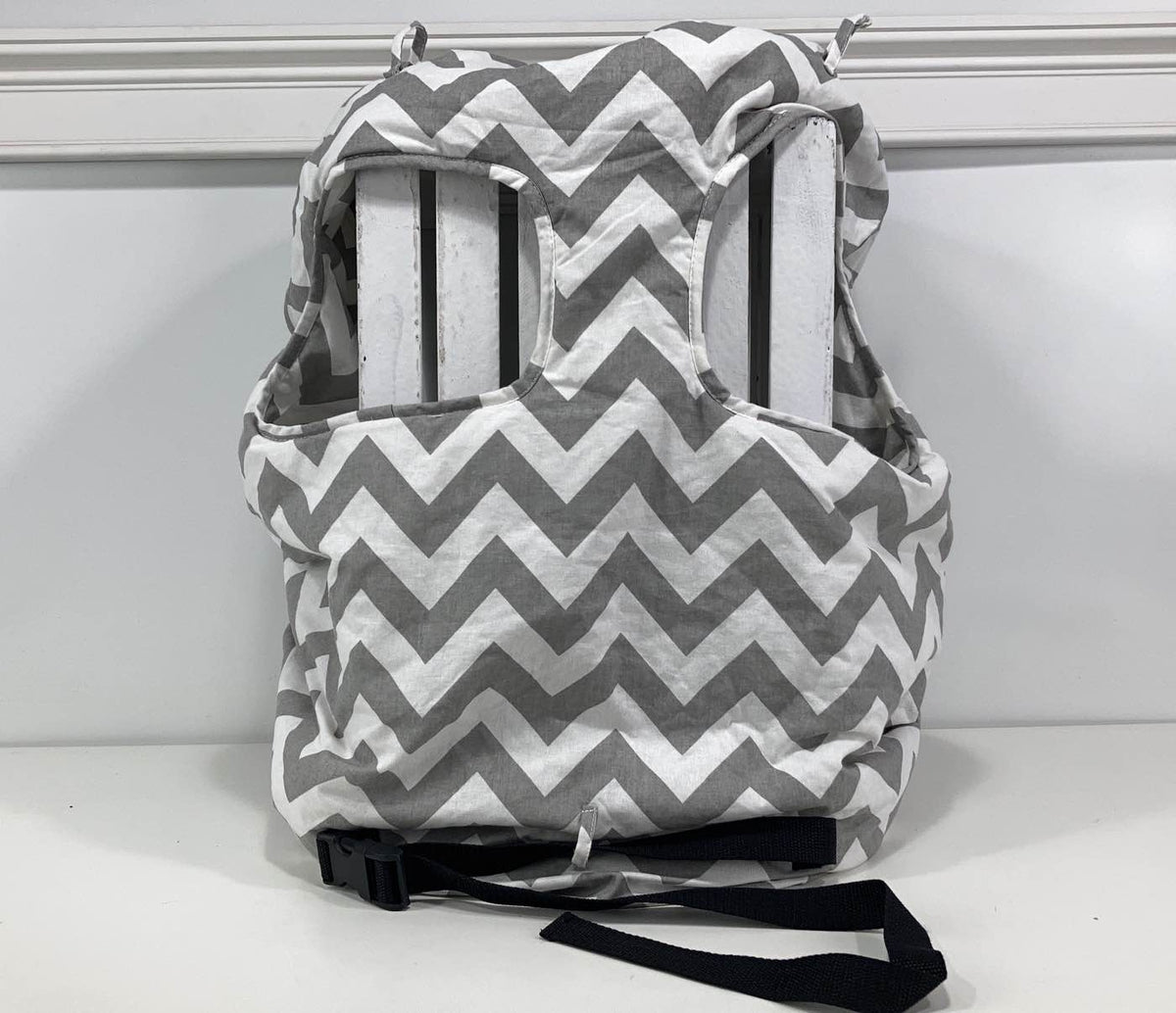 Itzy Ritzy Ritzy Sitzy, Grey Chevron — GoodBuy Gear