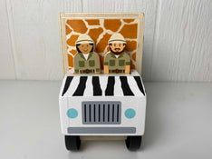 secondhand Melissa & Doug Safari Animal Rescue Truck