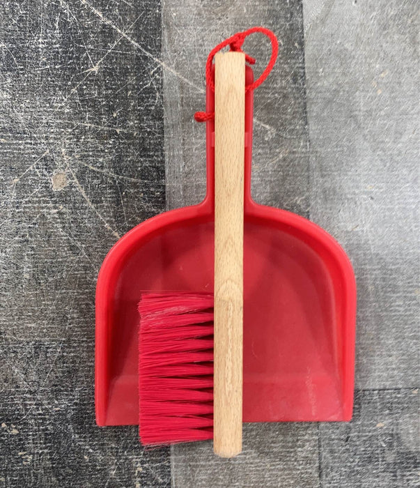 used Melissa & Doug Let’s Play House! Dust! Sweep! Mop!