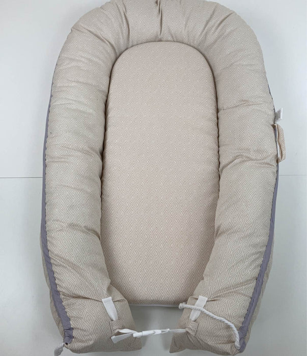 Shop LaLaMe Organic Newborn Lounger, Beige at GoodBuy Gear