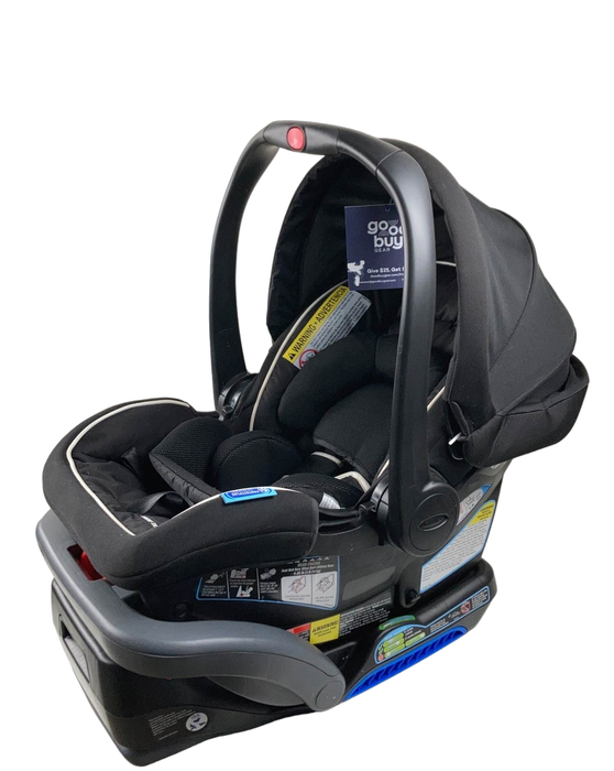 secondhand Graco SnugRide SnugLock35 DLX Infant Car Seat, 2021