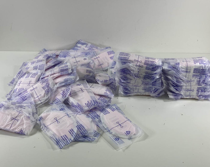 Shop Lansinoh Stay Dry Disposable Nursing Pads at GoodBuy Gear
