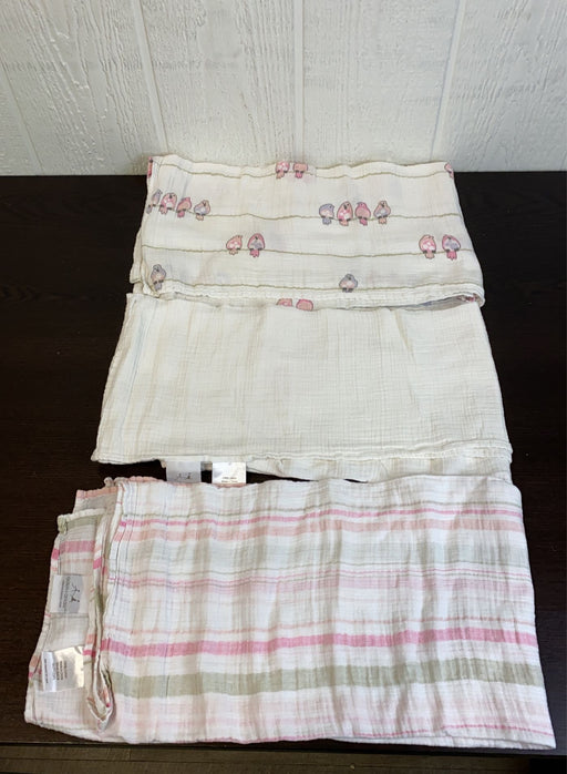 secondhand Aden + Anais Cotton Muslin Swaddles