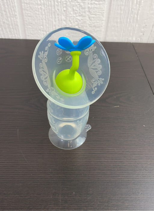 Shop Haakaa With Flower Stopper at GoodBuy Gear