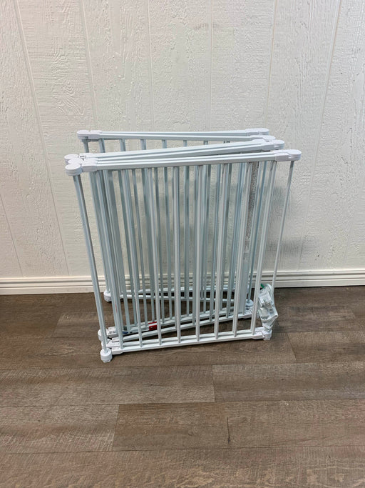 used Regalo Super Wide Baby Gate And Play Yard