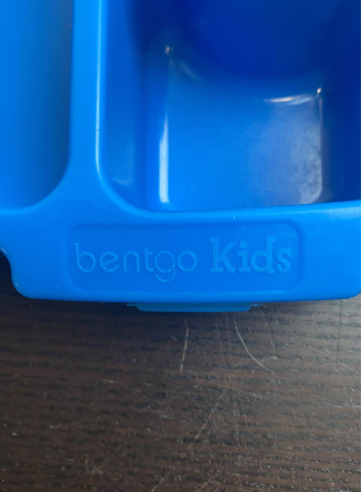 used Feeding Accessories