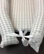 secondhand Style Life Eleven Portable Baby Nest Lounger