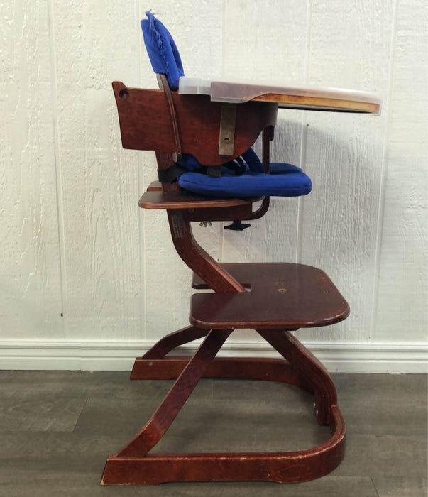 Svan High Chair