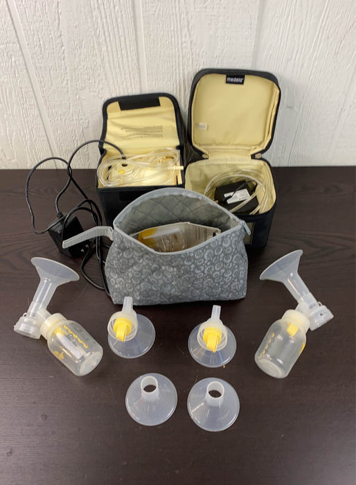 Shop Medela Pump In Style Advanced Breast Pump, With Accessories at GoodBuy Gear