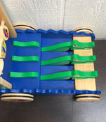 used Melissa & Doug Chomp and Clack Alligator Push Toy