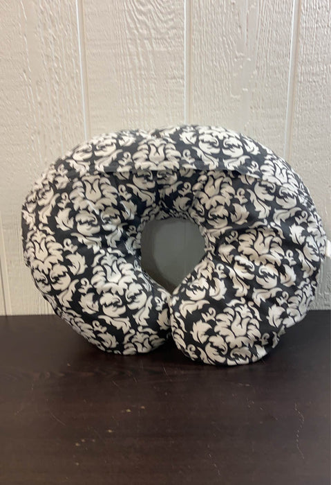 secondhand Boppy Nursing and Infant Support Luxe Pillow