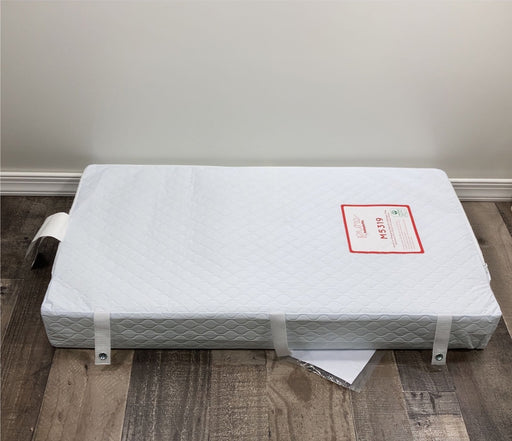 secondhand Babyletto Pure Non-Toxic Contour Changing Pad