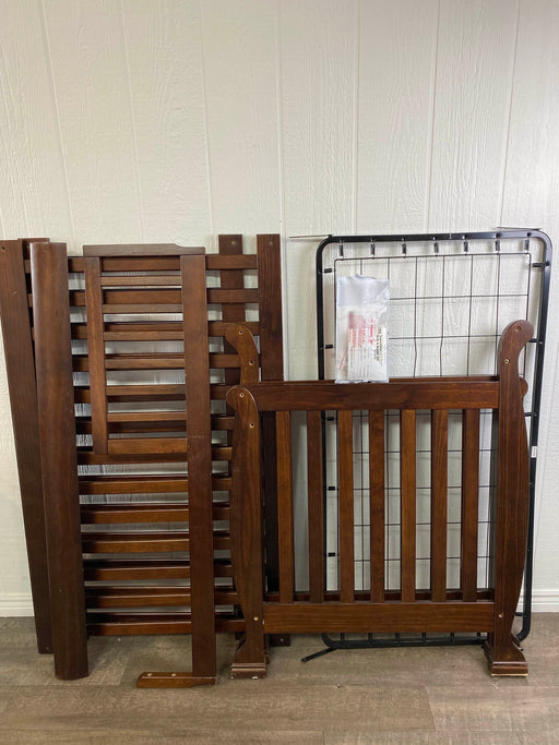 used MDB Million Dollar Baby Kalani 4-In-1 Convertible Mini Crib