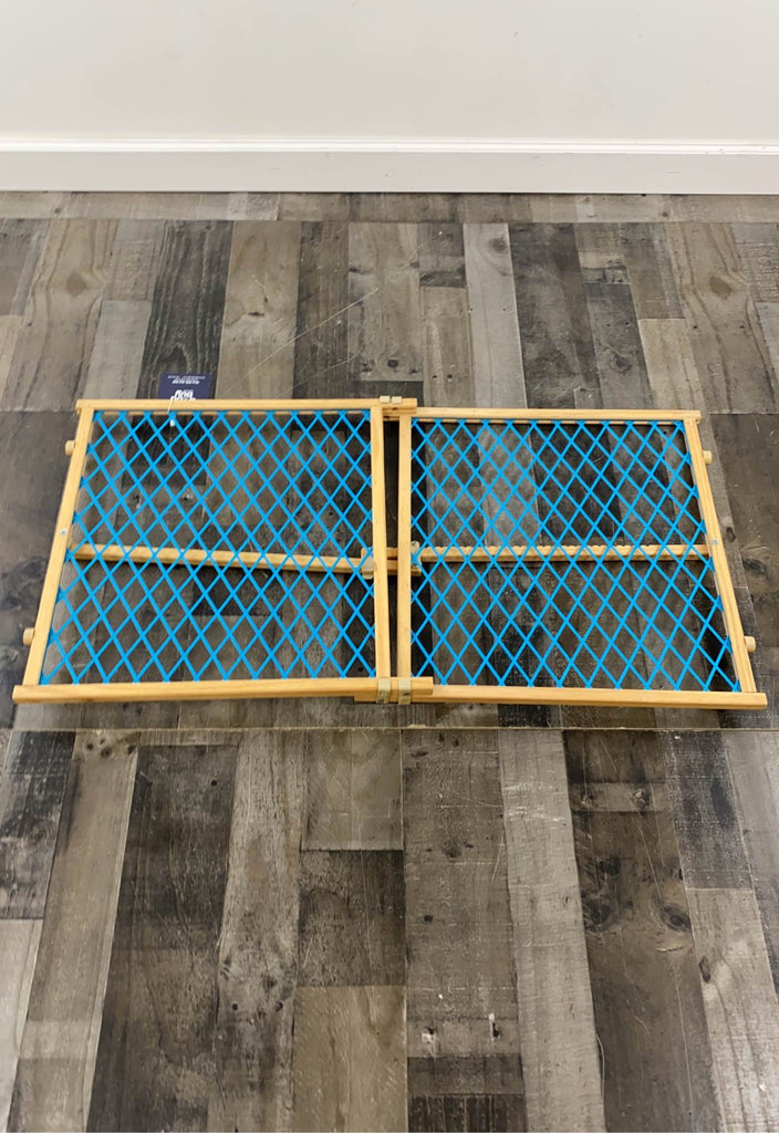 Evenflo Position And Lock Tall Pressure Mount Wood Gate