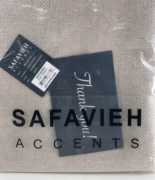 Shop Safavieh Throw Blanket, Dandy Lion at GoodBuy Gear