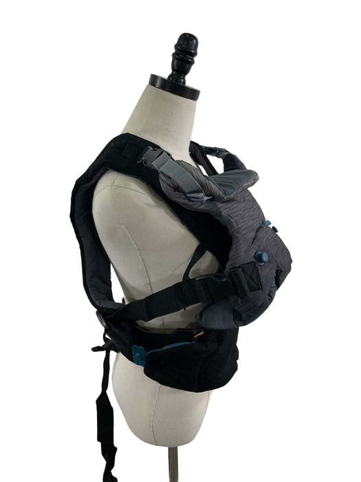 secondhand Infantino Go Forward 4-in-1 Evolved Ergonomic Carrier