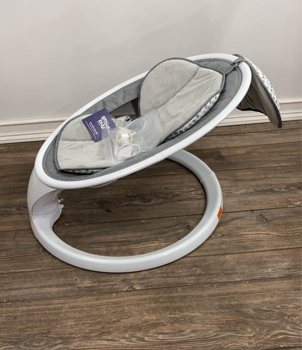 secondhand Munchkin Bluetooth Enabled Baby Swing