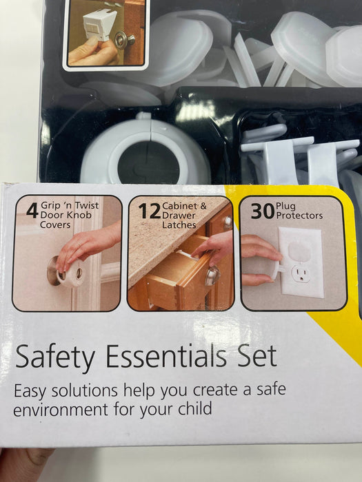 Shop Safety 1st Safety Essentials Set at GoodBuy Gear