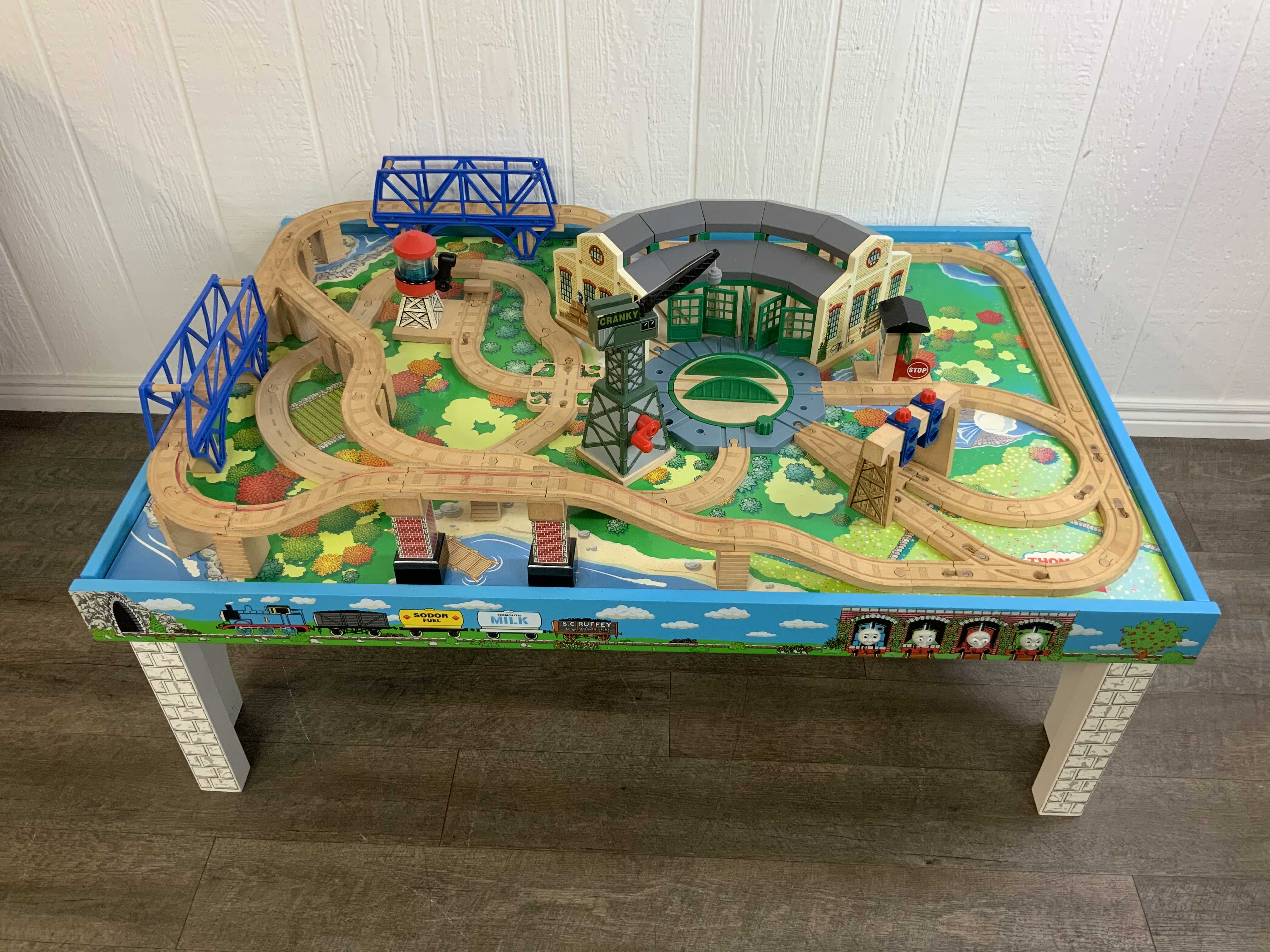 Friends Wooden Railway Thomas Island Of Sodor Train Table Friends