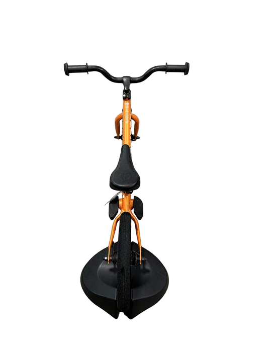 Strider Balance Bike 14x, Tangerine, With Bike Stand