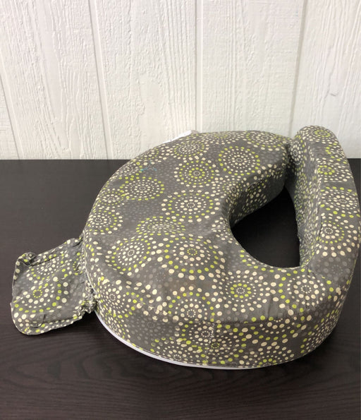 secondhand My Brest Friend Deluxe Nursing Pillow