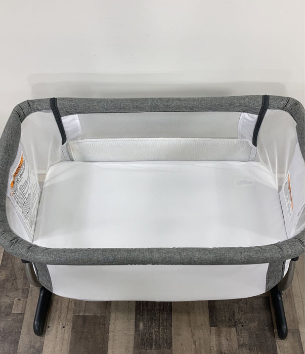 Shop Baby Delight Beside Me Dreamer Bassinet & Bedside Sleeper, Charcoal Tweed at GoodBuy Gear