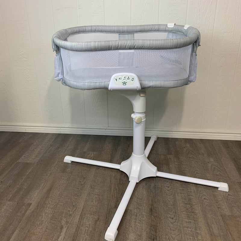 Halo Bassinest Swivel Sleeper Luxe Plus Series