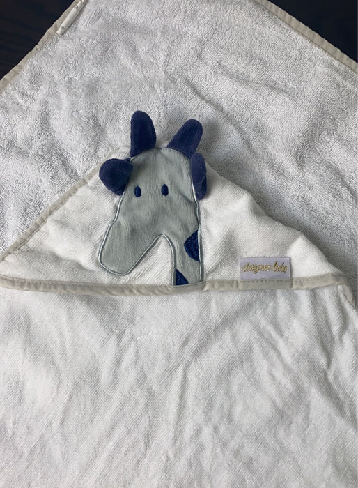 Shop Designer Bebe Hooded Towel at GoodBuy Gear