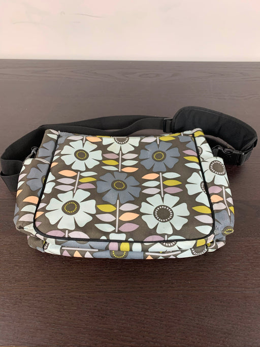 secondhand Skip Hop Soho Crossbody Diaper Bag Clutch