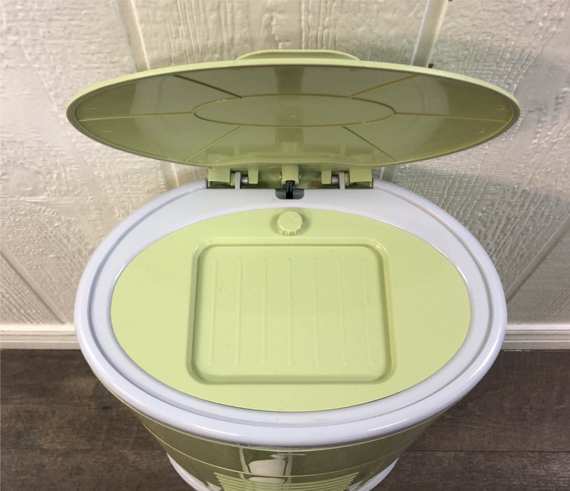 secondhand Diapering