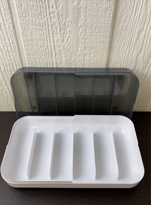 secondhand Tommee Tippee Milk Storage Organizer