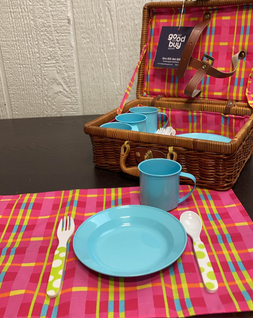 Childrens Picnic Basket with Accessories