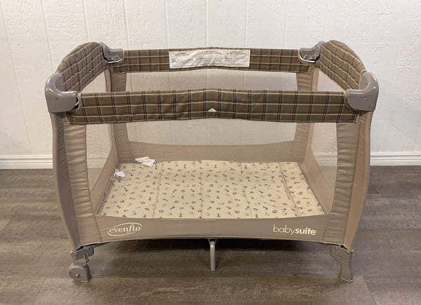 evenflo bed Evenflo Portable Classic BabySuite Playard