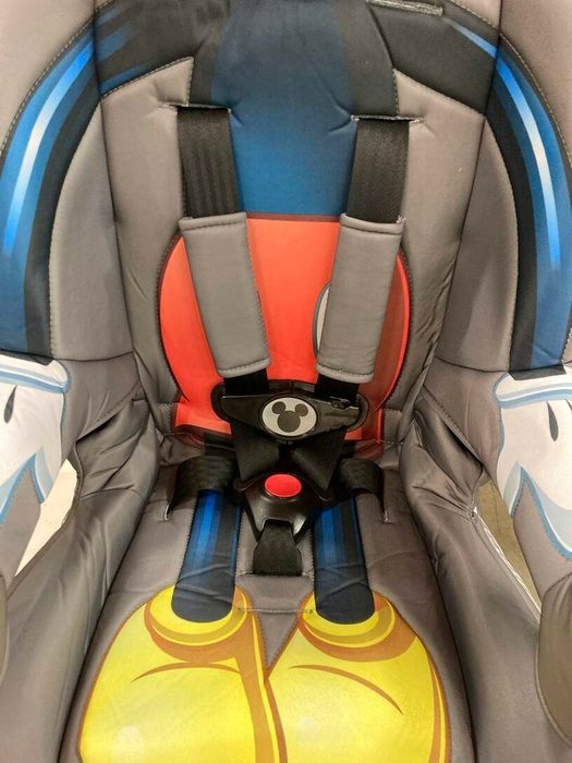 secondhand Carseat