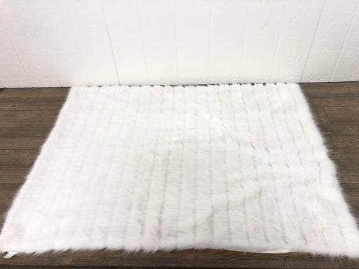 used Pottery Barn Kids Monique Lhuillier Channel Faux-Fur Throw