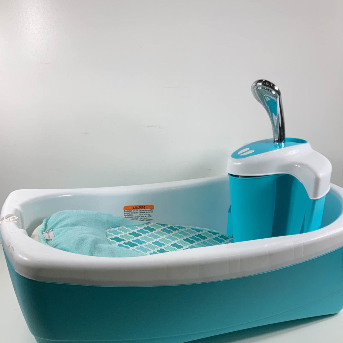 Summer Infant Lil Luxuries Whirlpool Bubbling Spa & Shower