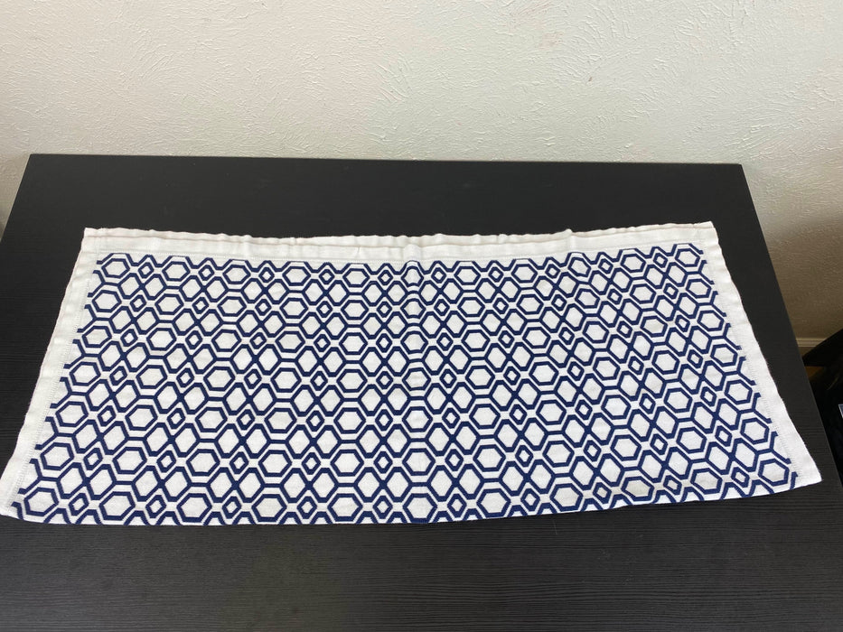 used Pottery Barn Kids Blanket