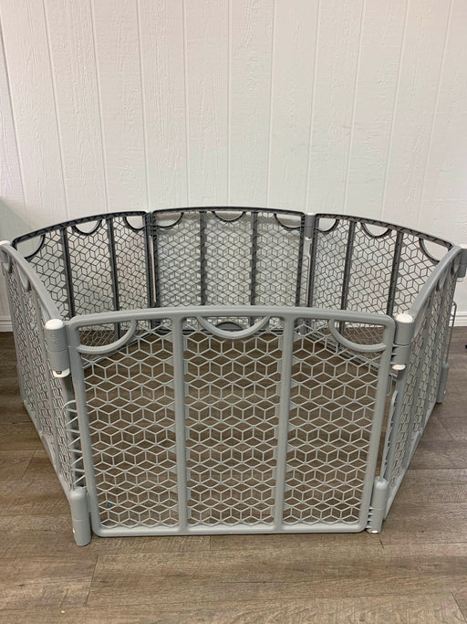 used Evenflo Versatile Play Space