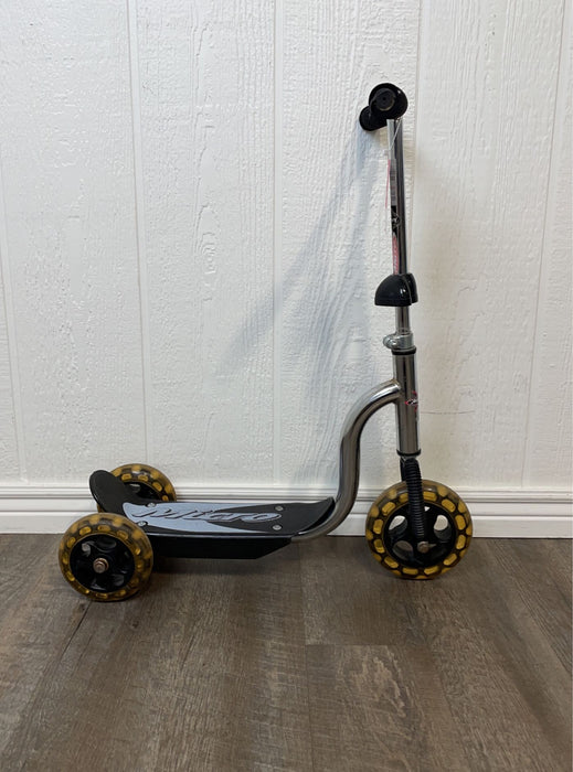 secondhand Huffy 3-Wheel Scooter