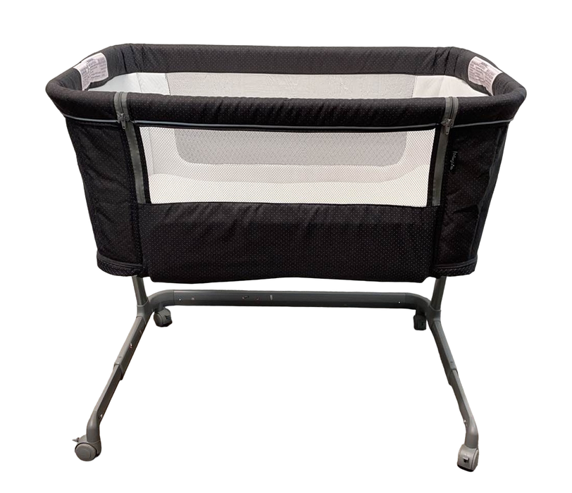 used Dream On Me Waves Bassinet